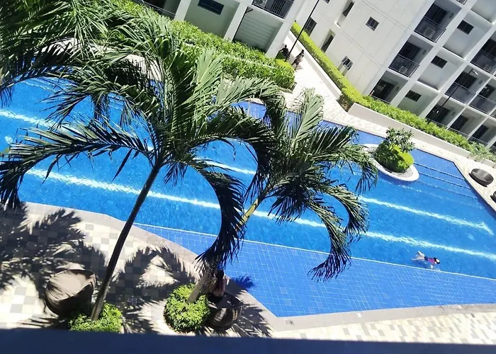 Rys Getaway In Shore 2 Residences Apartment Manila
